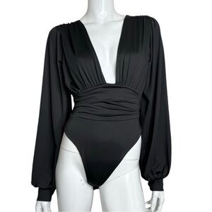 Black‎ Plunging Neck Long Balloon Sleeves Body Suit
